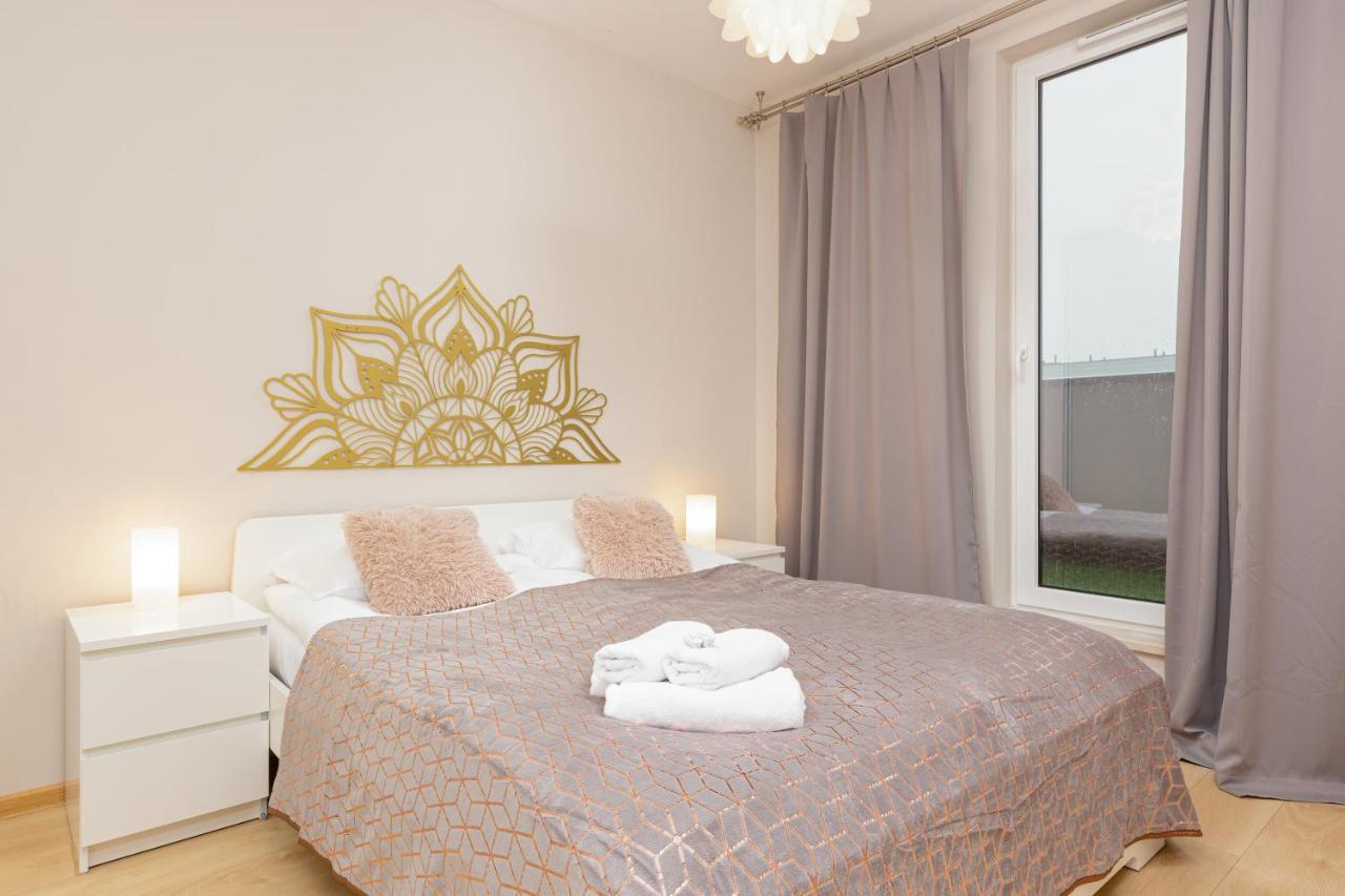 Espace Wilanow Apartments By Noclegi Renters Varsó Kültér fotó